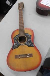 lot 614 image: Acoustic Guitar