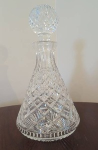 lot 16 image: Waterford decanter
