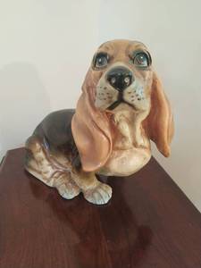 lot 32 image: Large ceramic Basset Hound by Marwal