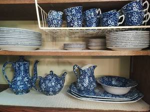 lot 80 image: Set of Calico china dishes