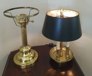lot 103 image: 2 table lamps