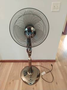 lot 185 image: Soleus Air Fan