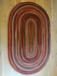 lot 154 image: Oval Rug