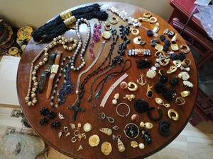 lot 161 image: Collection Of Costume Jewelry