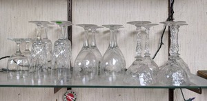 lot 297 image: Lot of 14 Wine Glasses