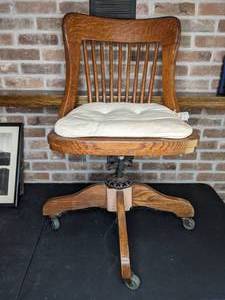 lot 213 image: Antique Desk Chair with Wheels