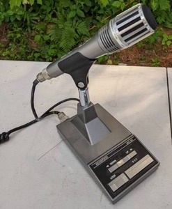 lot 186 image: Kenwood MC-60A Desk Microphone
