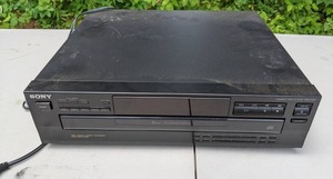 lot 160 image: Sony High Density Linear Converter 5 Disc Player