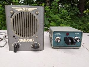 lot 354 image: Vintage Heathkit Electronic Keyere HD-1410 and Vintage Codemaster Practice Oscillator