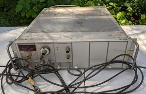 lot 332 image: Vintage Tektronix TM506