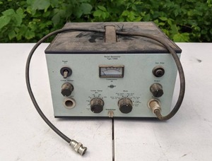 lot 318 image: Bruel & Kjaer Noise Generator Type 1405 Audio Lab Equipment