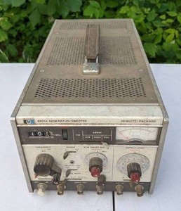 lot 323 image: Hewlett Packard 8601A GeneratorSweeper