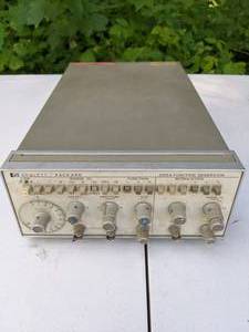 lot 326 image: Hewlett Packard 3312A Function Generator