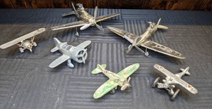 lot 271 image: Collection of Small Airplanes Diecast & Lighters