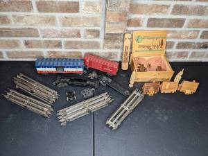 lot 244 image: Antique and Vintage Train Set for the Little Person in Your Life