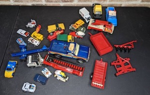 lot 229 image: Collection of Vintage Toy Trucks and Cars Bass Chaser Truck, Tonka, and More