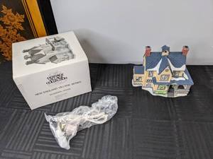 lot 430 image: RETIRED Department 56 Heritage Village Collection Adas Bed & Board New England Village Series