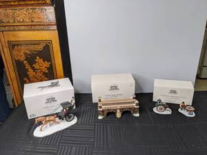 lot 439 image: RETIRED Department 56 Heritage Village Collection Kings Road Cab, Stone Train Tressel and C. Bradford, Wheelwright & Son Accessories