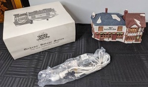 lot 415 image: Heritage Village Collection, Dickens Village Series, Old Curiosity Shop Lighted Ceramic House, 1987