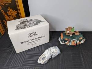 lot 421 image: RETIRED Department 56 Heritage Village Collection Peggottys Seaside Cottage Dickens Village Series