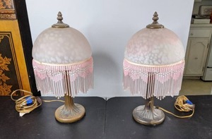 lot 98 image: Set of 2 Pink Victorian Glass Globe Lamps with Fringe