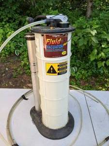 lot 461 image: Fluid Evacuator Plus by Mityvac - MV07201