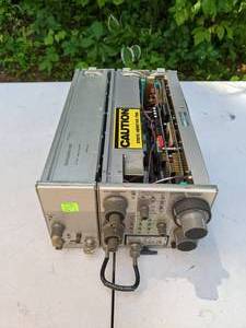 lot 371 image: Vintage Tektronix Spectrum Analyzer B091625