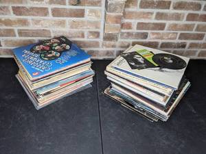 lot 267 image: Frank Sinatra, Buddy Holly, Al Hirt, and so Much More Vinyl Records Available
