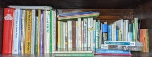 lot 261 image: Assortment of Books Birds, Wildlife, Pets, Butterflies, Etc.
