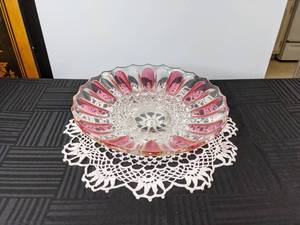 lot 481 image: Vintage Crystal with Pink Serving Bowl with White Doily