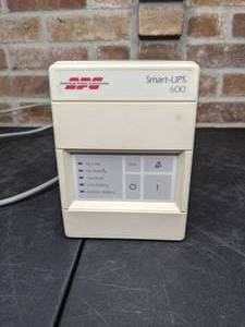 lot 517 image: Vintage American Power Conversion Smart-UPS 600