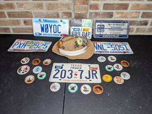 lot 542 image: Licence Plates, Stillwater LumberJack Days Buttons, OshKosh Pins,