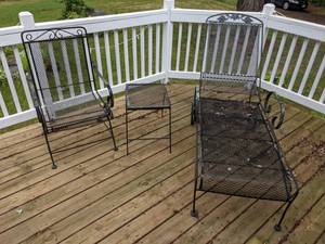 lot 22 image: Classic 3-Piece Wrought Iron Metal Mesh Patio Furniture Chair, Chaise Lounge and Side Table