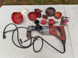 lot 628 image: Milwaukee 12-Inch Right Angle Drill and Attachments