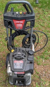 lot 9 image: Troy Bilt Pressure Washer Briggs & Stratton 875EXi Series
