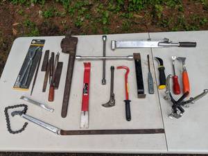 lot 654 image: Collection of Hand Tools Lug Wrench, Break Spring Pliers, Files, Pry Bar, Torque Wrench, Etc.