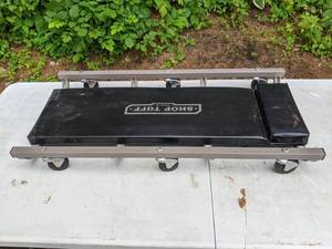 lot 627 image: Shop Tuff Tools Heavy Duty Creeper