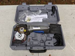 lot 585 image: Dremel Saw-Max SM20 with Case and Accessories
