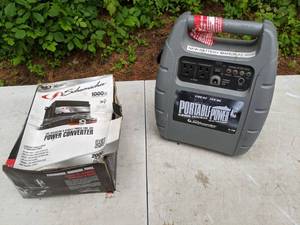 lot 656 image: Portable Power 400w Inverter and Schumacher Power Converter