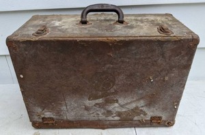 lot 714 image: Vintage 2-Drawer Case with Tools Ball Penn Hammer, Screwdrivers, Wrenches and More