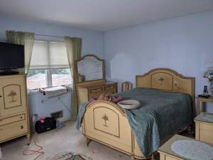 lot 17 image: Large Set of Vintage French Provincial Bedroom Furniture HeadboardFootboard, Dressers, Chair, Nightstand and More