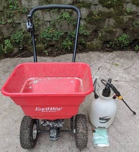 lot 688 image: Earthway EV-N-Spred Broadcast Spreader and Roundup Plastic Handheld Sprayer