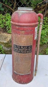 lot 788 image: Vintage The Buffalo Fire Extinguisher