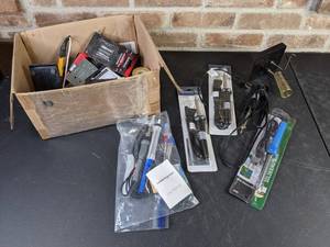 lot 612 image: Assortment of New and Used Soldering Irons, Tips and Accessories
