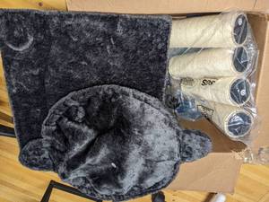 Pivew Cat Two Level Bed