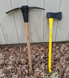 lot 49 image: Truper Pickaxe and Truper Axe