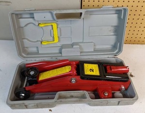 lot 35 image: 2-Ton Hydraulic Floor Jack in Case