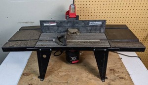 lot 28 image: Sears Craftsman Router Table Model 925479