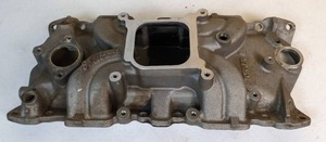 lot 40 image: Edelbrock Torker II Intake Manifold Small Block Chevy