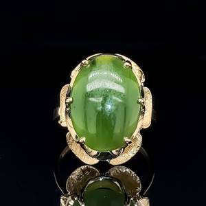 lot 81 image: High Fortune & Luck Green Jade Cabochon Solitaire ROMANY Stamp Vintage Cocktail Ring in 14k Yellow Gold